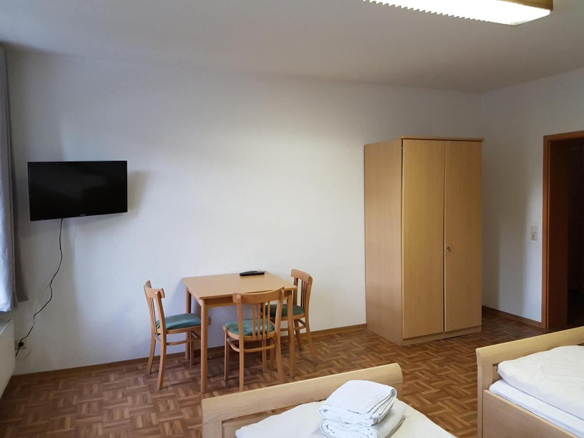 Gaestehaus Am Stadtrand 괴를리츠 외부 사진