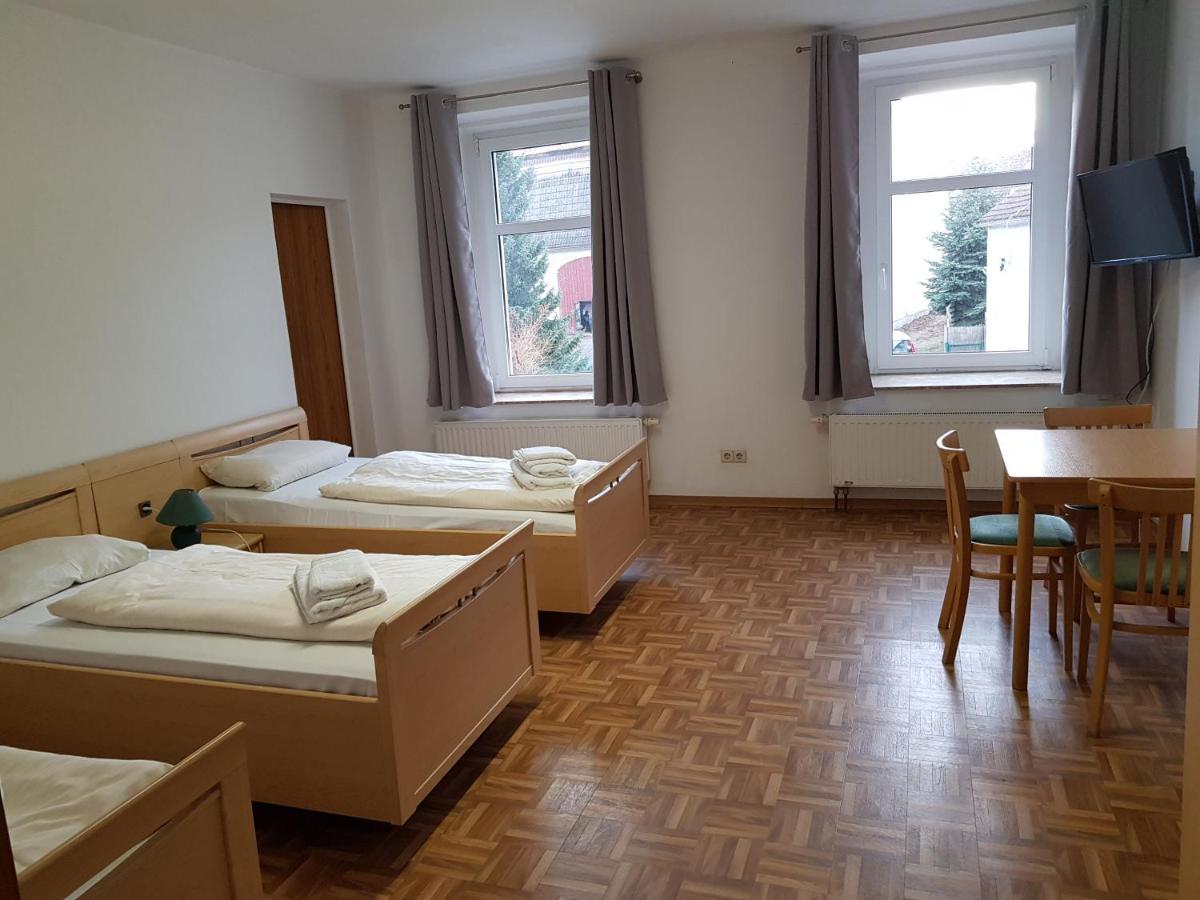 Gaestehaus Am Stadtrand 괴를리츠 외부 사진